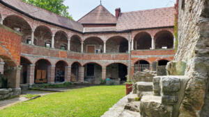 Mirna Castle