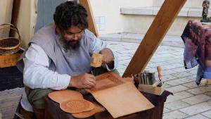 Leather embossing in Aramaon