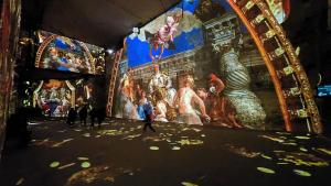 Carrières de Lumières mulit-media show in quarry