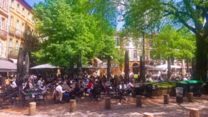 Place Saint-Georges with PEOPLE, Toulouse, France