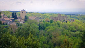 We stumbled upon the interesting village of Saissac and some ruins