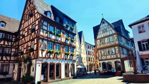 Kirschgarten area features 3-1/2 stories tall historic half-timbered houses from 1500. Mainz, Germany