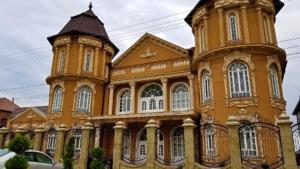 Gypsy Mansions in Romania              
