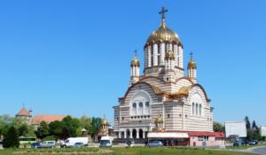 Gold Roof Glitters      